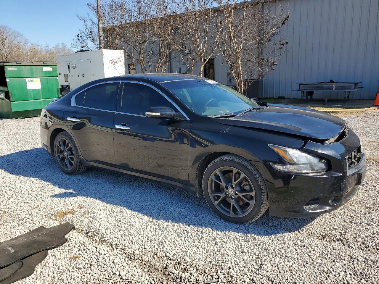 2014 Niss Maxima s