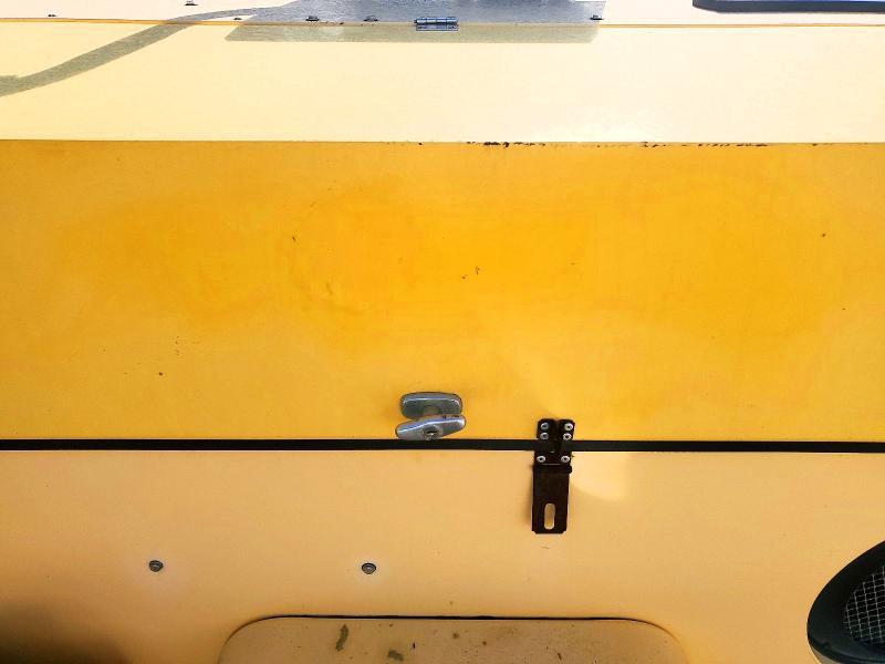 1998 F123 1998 Team Fenex F-123 KP Manhole Support Trailer