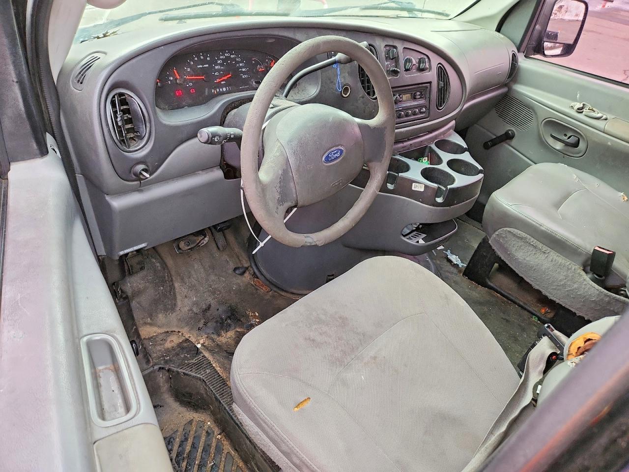 2006 Ford Econoline E350 Super Duty Wagon