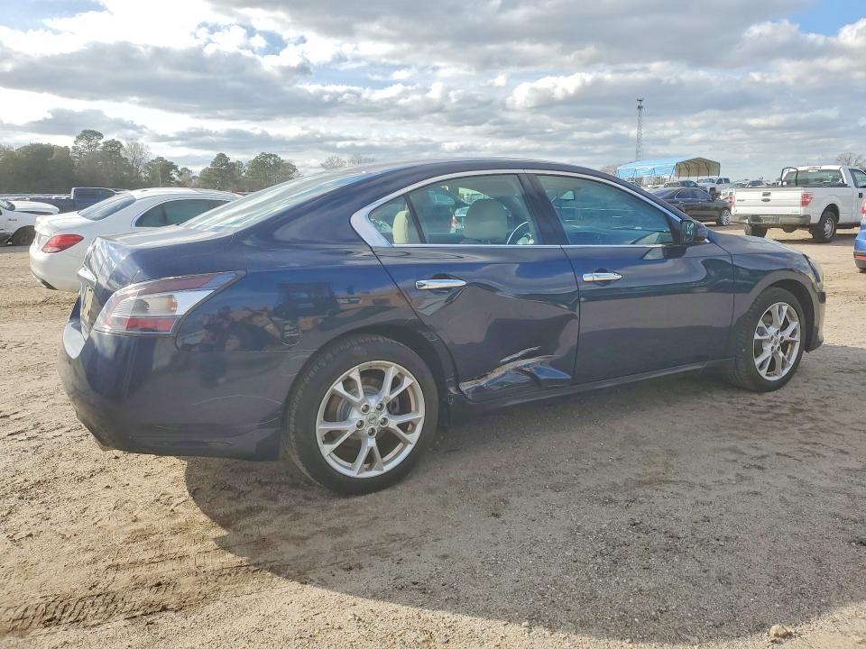 2013 Niss Maxima s