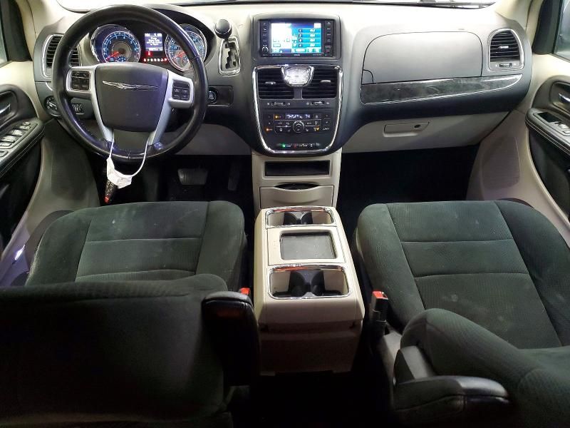 2011 Chrysler Town & Country Touring