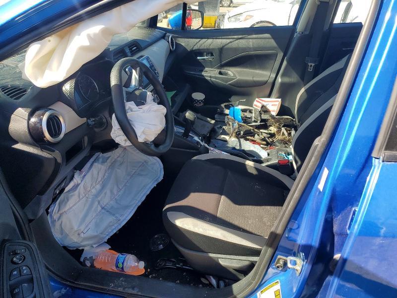 2022 Nissan Versa sv