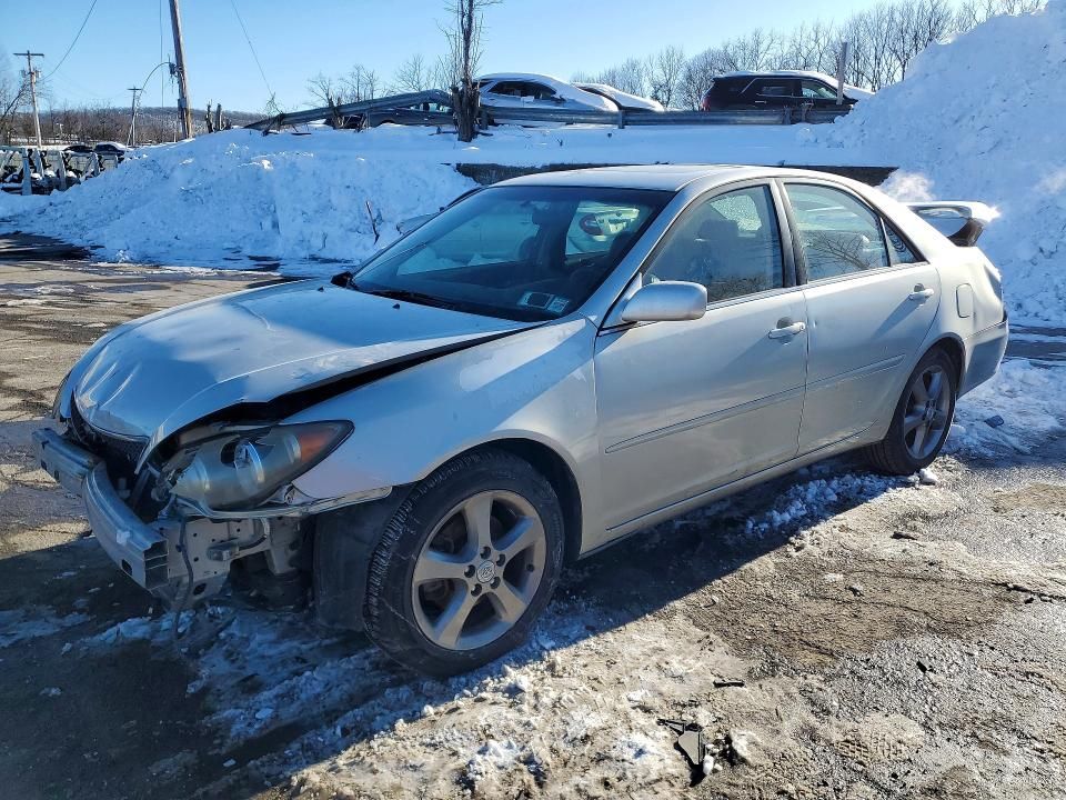 2005 Toyota Camry se