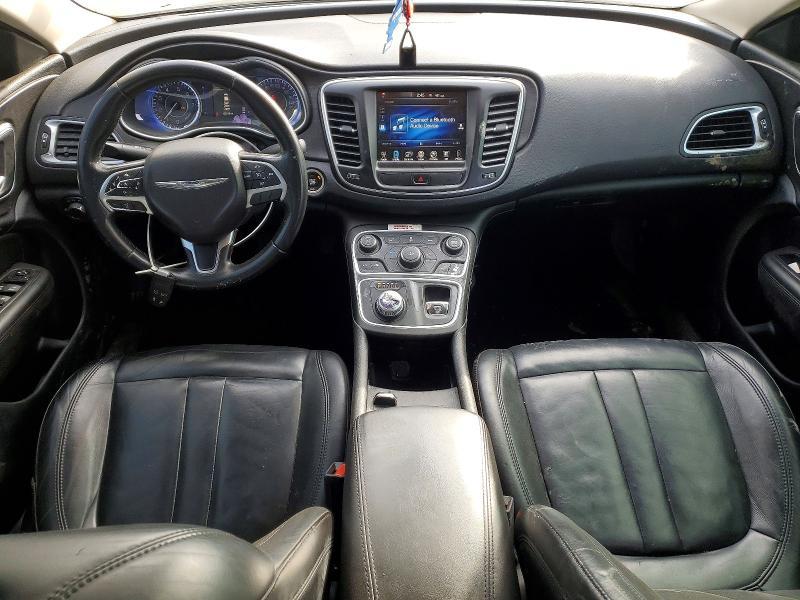 2017 Chrysler 200 Limited