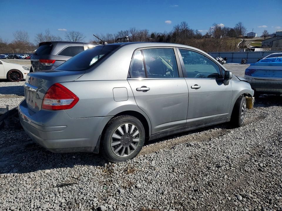 2008 Nissan Versa s
