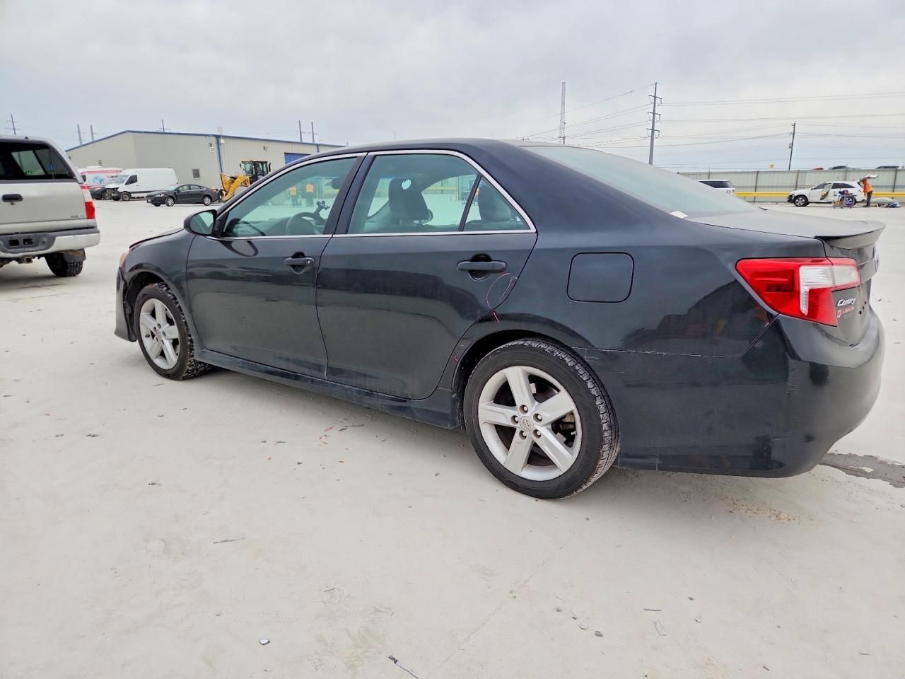 2014 Toyota Camry l