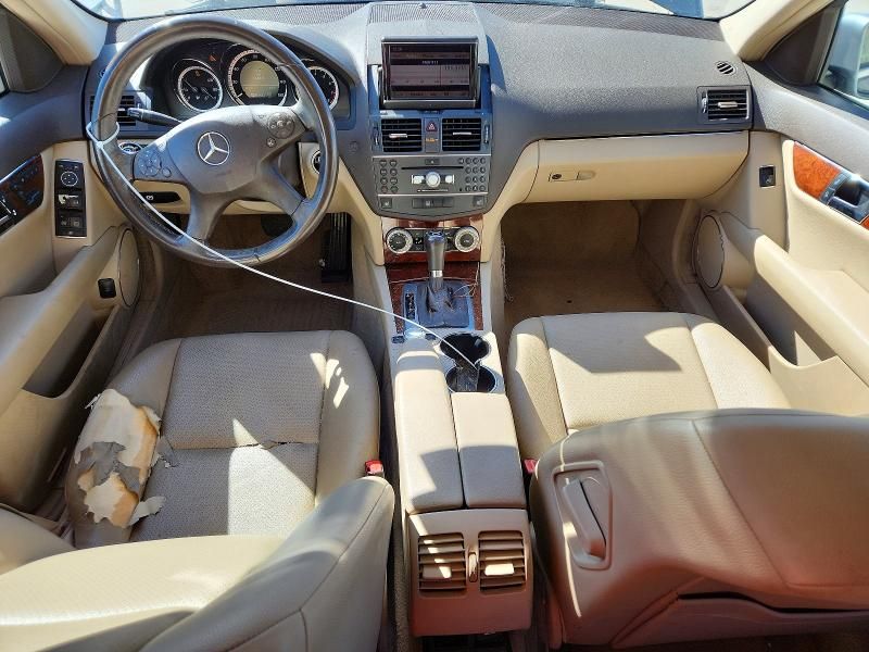 2011 Mercedes-Benz C300