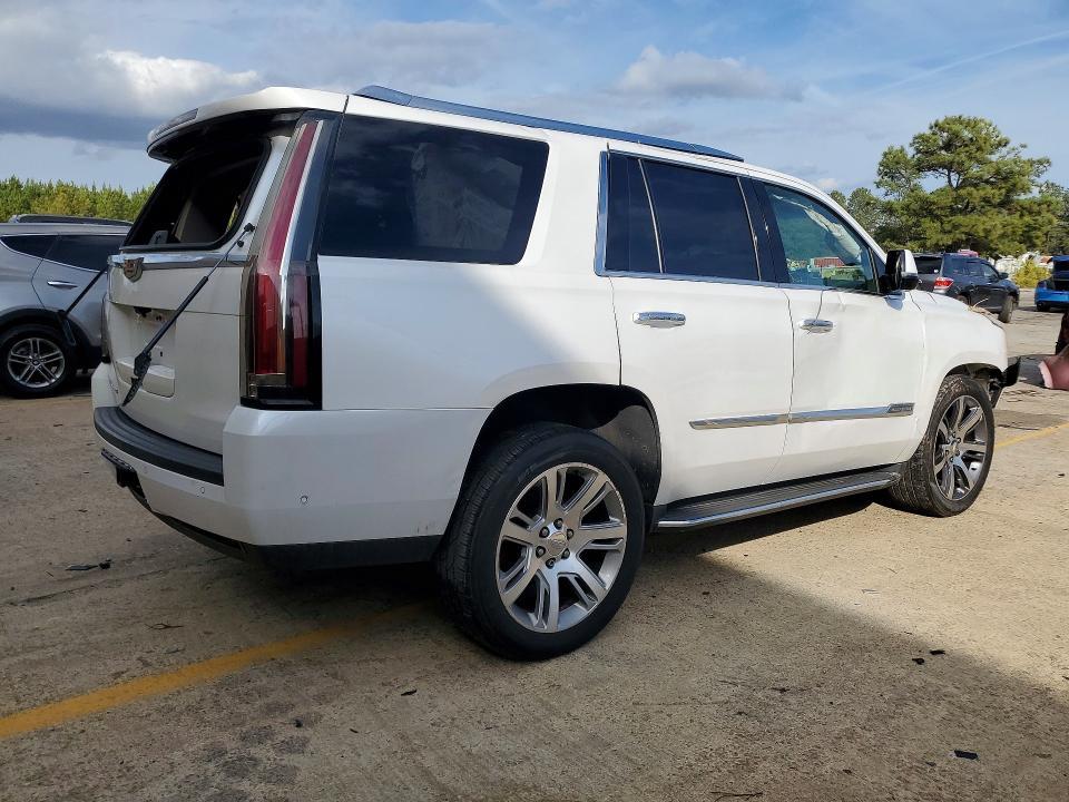 2017 Cadillac Escalade Luxury