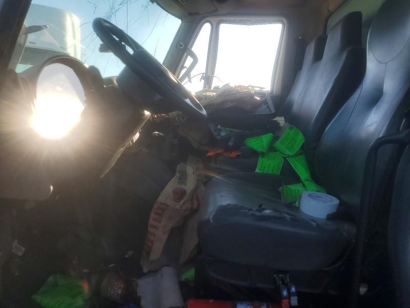 2018 International 4000 4300