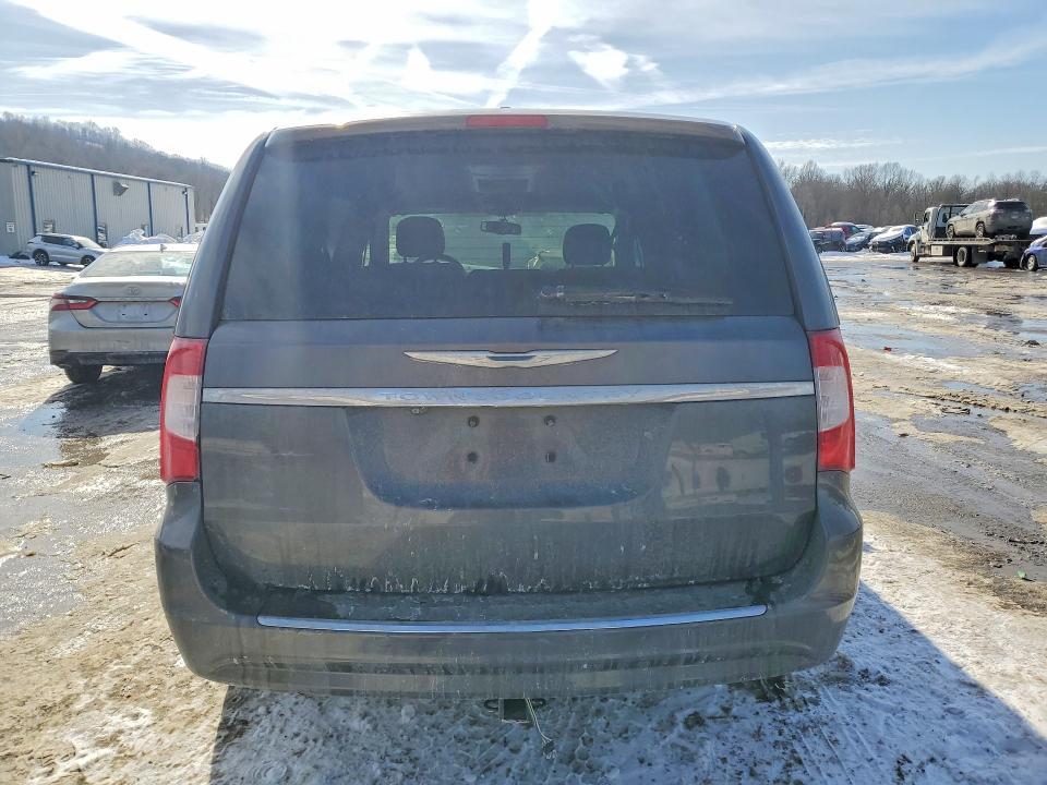 2015 Chrysler Town & Country Touring