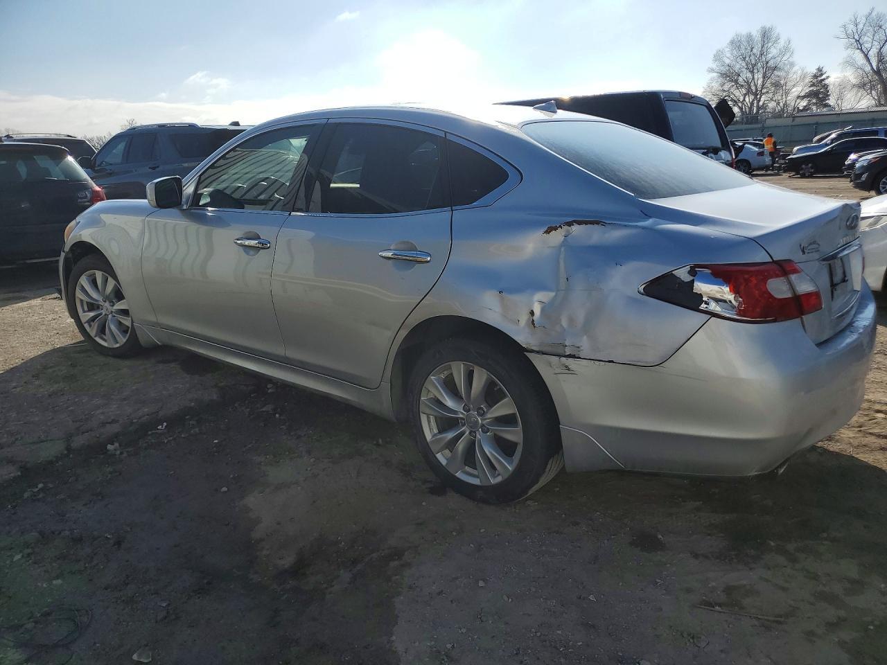 2011 Infiniti M37 x
