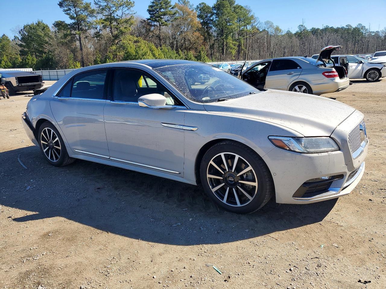 2020 Lincoln Continental Reserve
