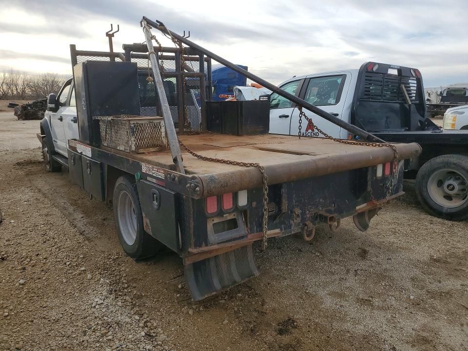 2019 Ford F550 Super Duty Flatbed Truck