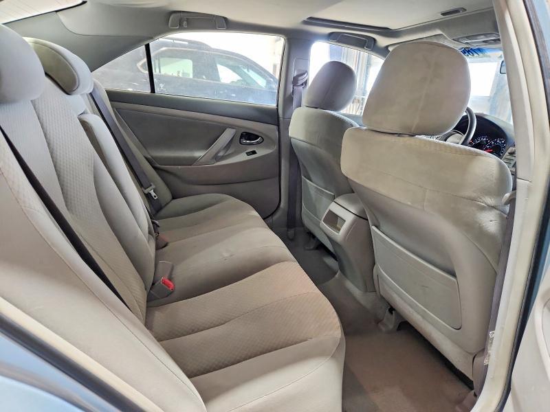 2009 Toyota Camry le