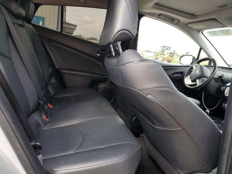 2016 Toyota Prius Four