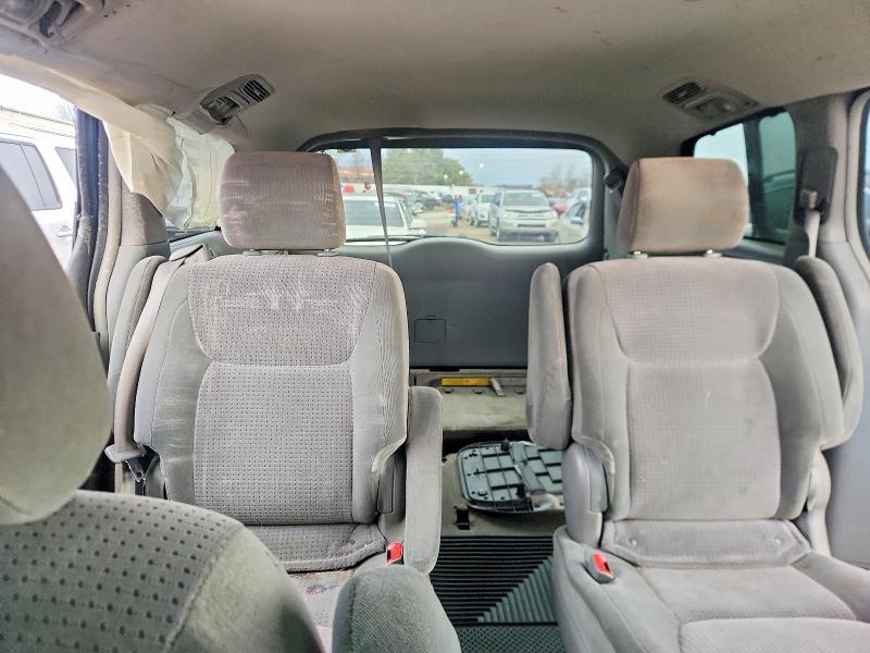 2006 Toyota Sienna l 7-passenger