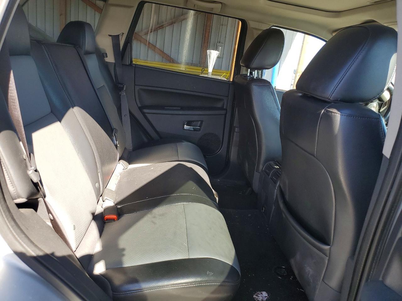 2010 Jeep Grand Cherokee Laredo