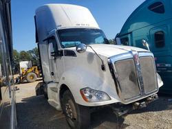 Salvage trucks for sale at Hueytown, AL auction: 2015 Kenworth T680 Semi Truck