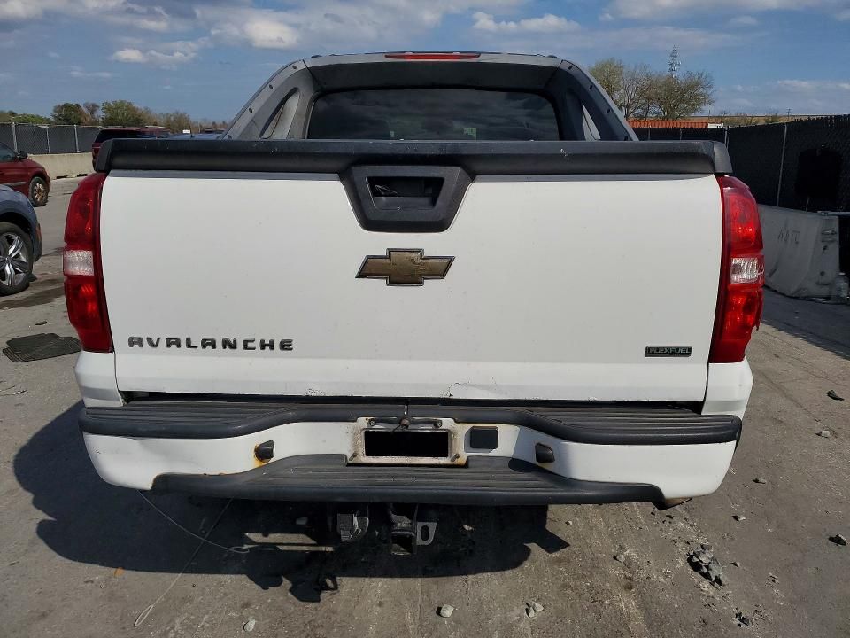 2011 Chevrolet Avalanche ls