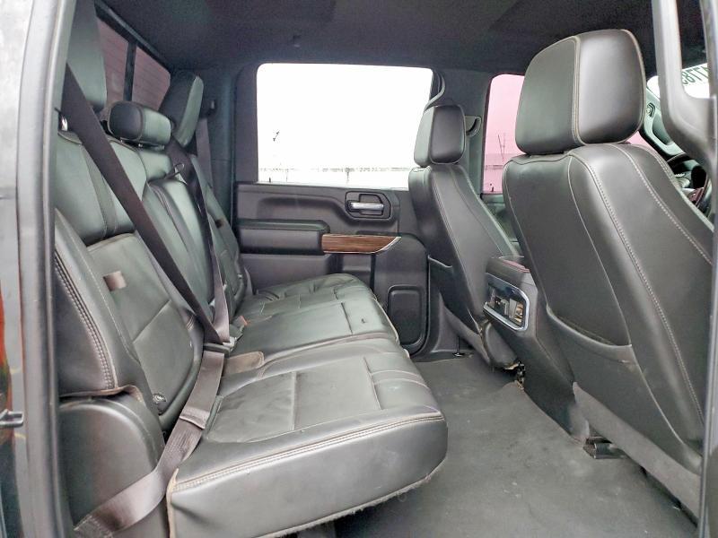2022 Chevrolet Silverado K2500 High Country