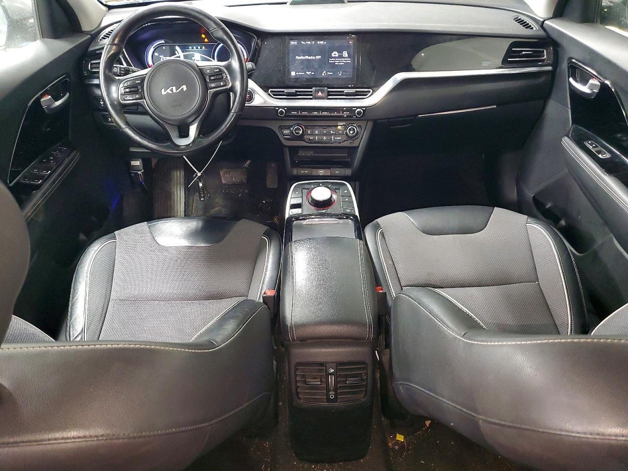 2022 KIA Niro s