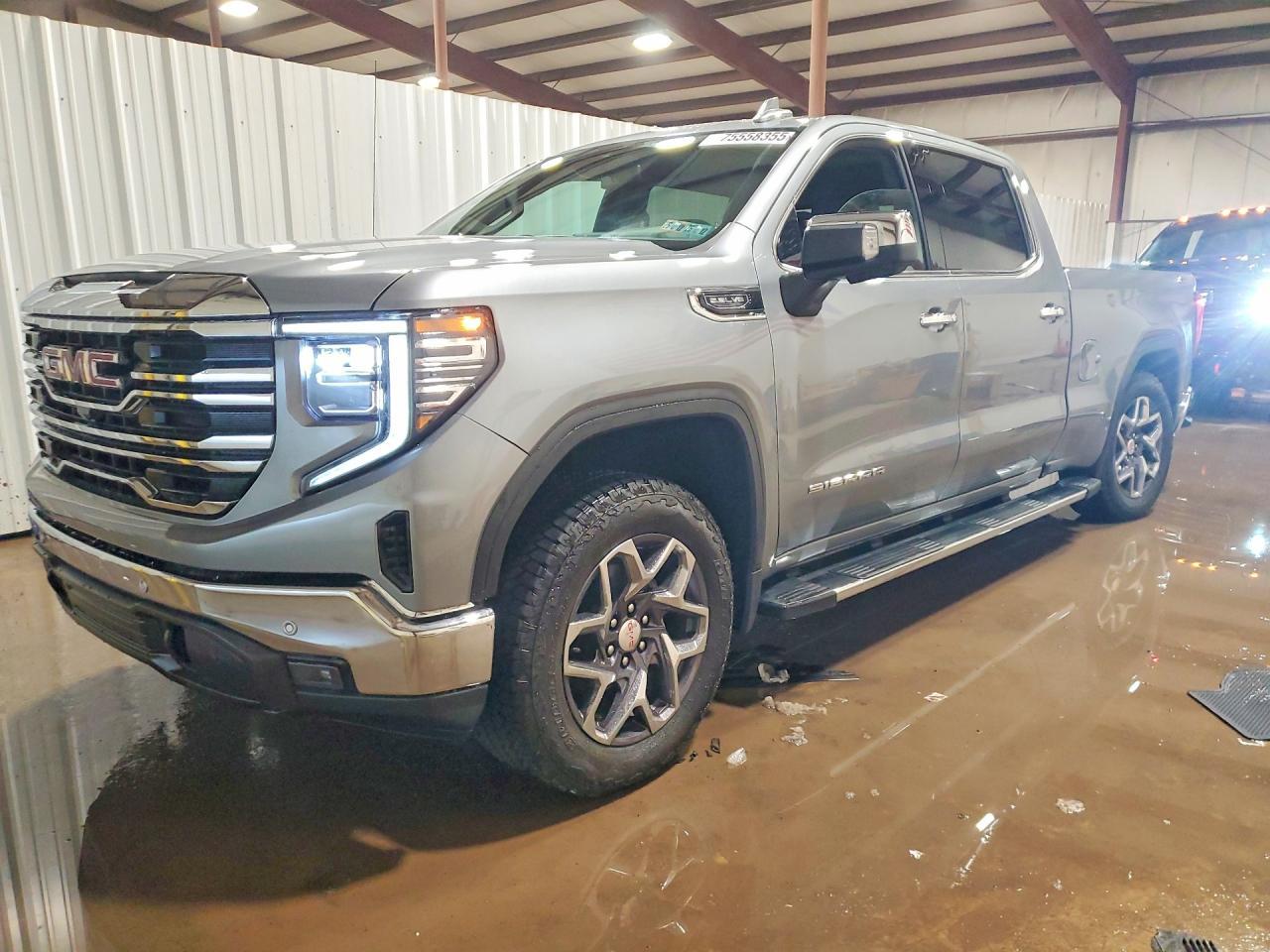 2026 GMC Sierra K1500 SLT