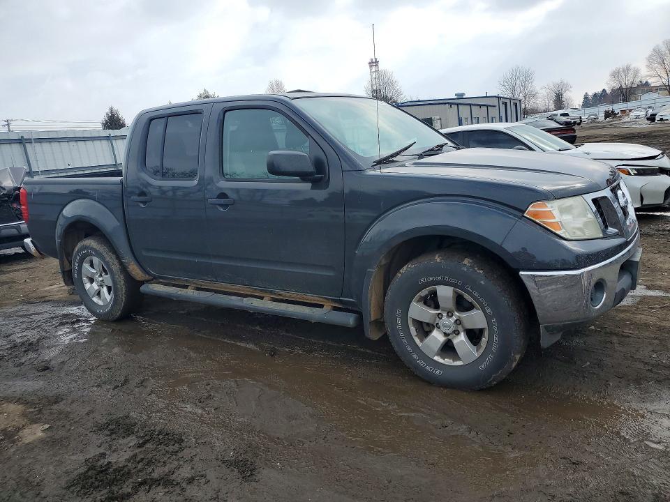 2010 Nissan Frontier Crew cab se