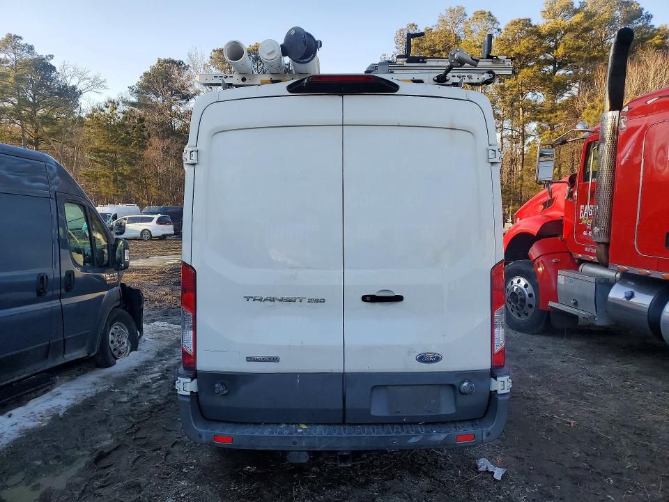 2018 Ford Transit T-250