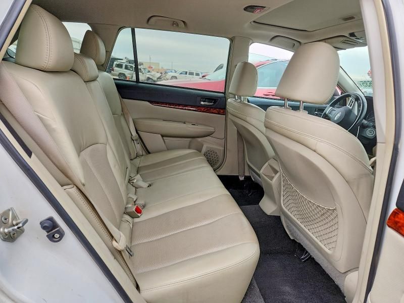 2012 Subaru Outback 2.5i Limited