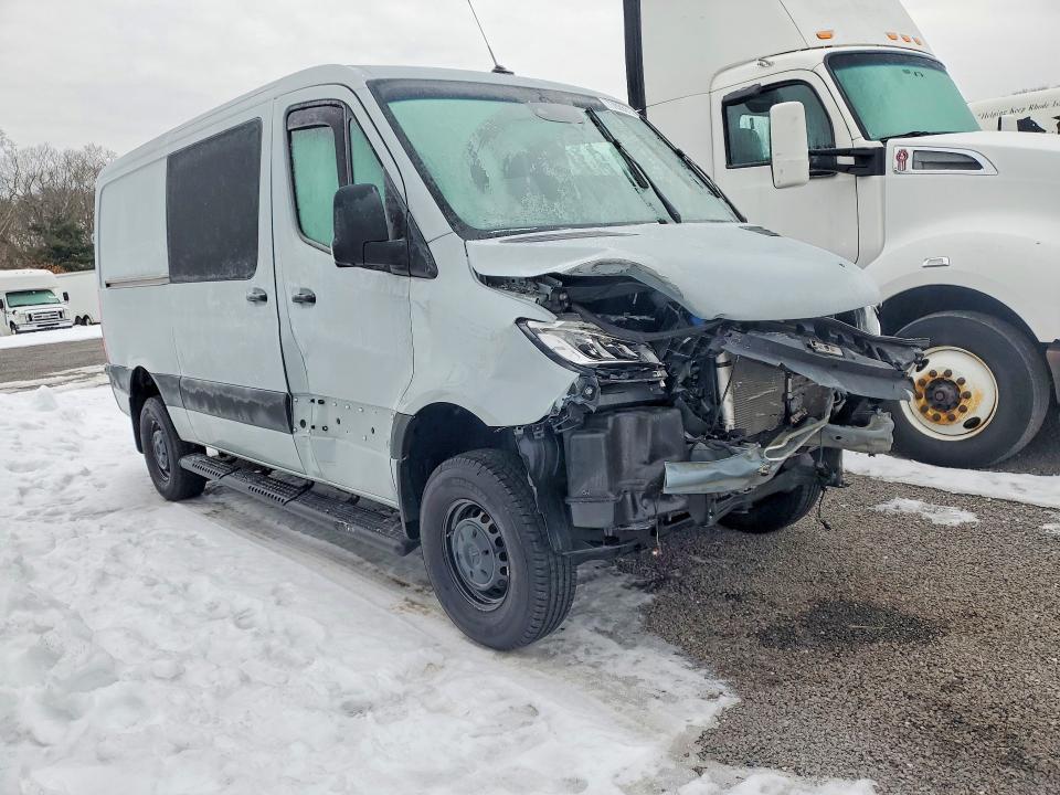 2022 Mercedes-Benz 2022 Mercedes Benz Sprinter 2500 Delivery van