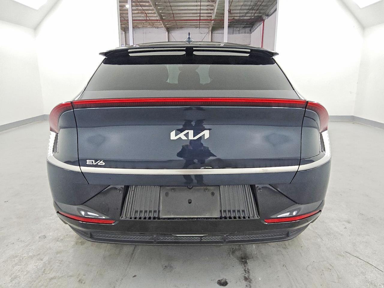 2023 KIA EV6 Wind