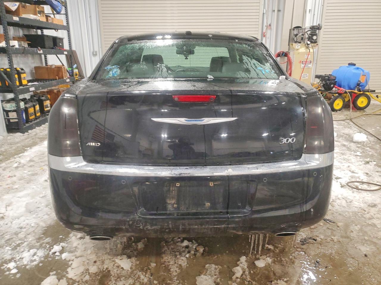 2012 Chrysler 300 Limited