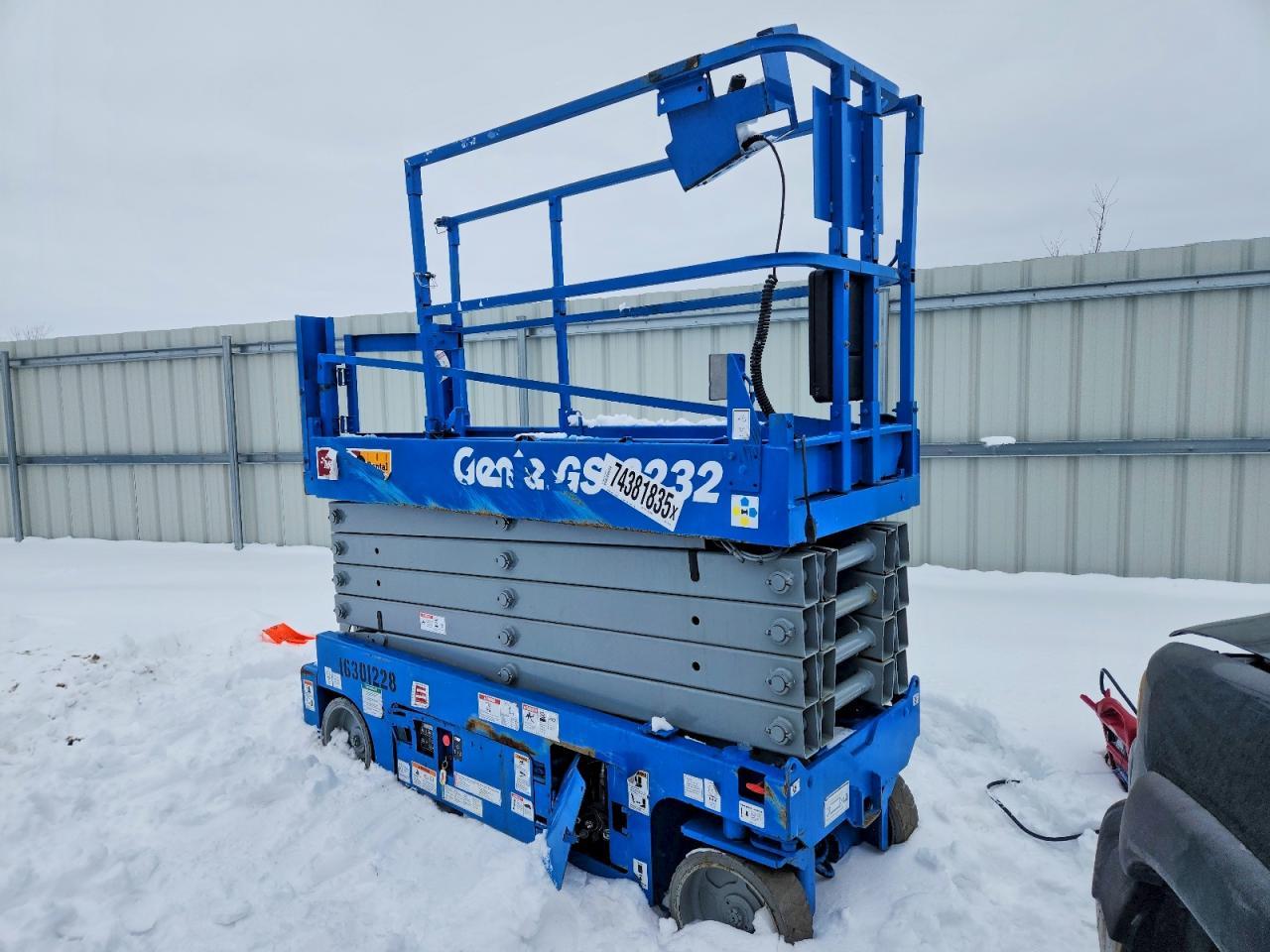 2016 Generac Lift-Scissor Lift