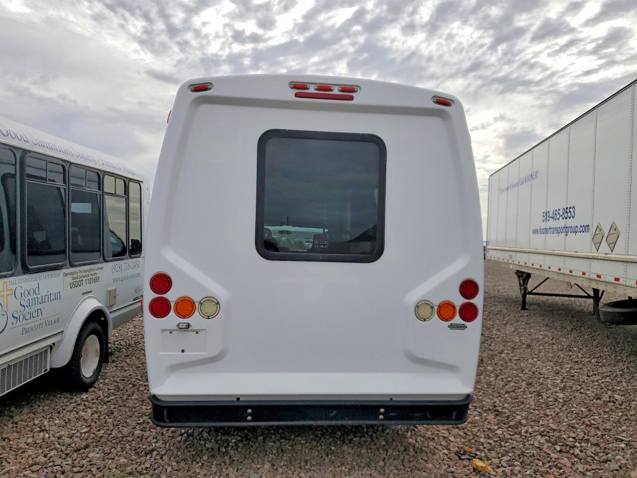 2014 Ford E350 Shuttle Bus
