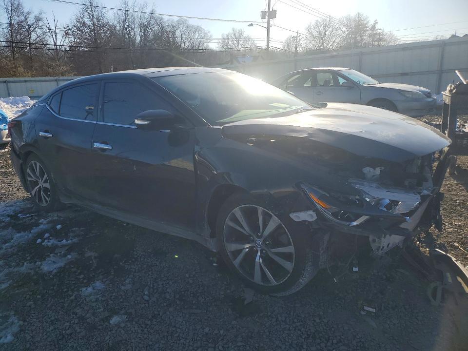 2017 Niss Maxima 3.5s