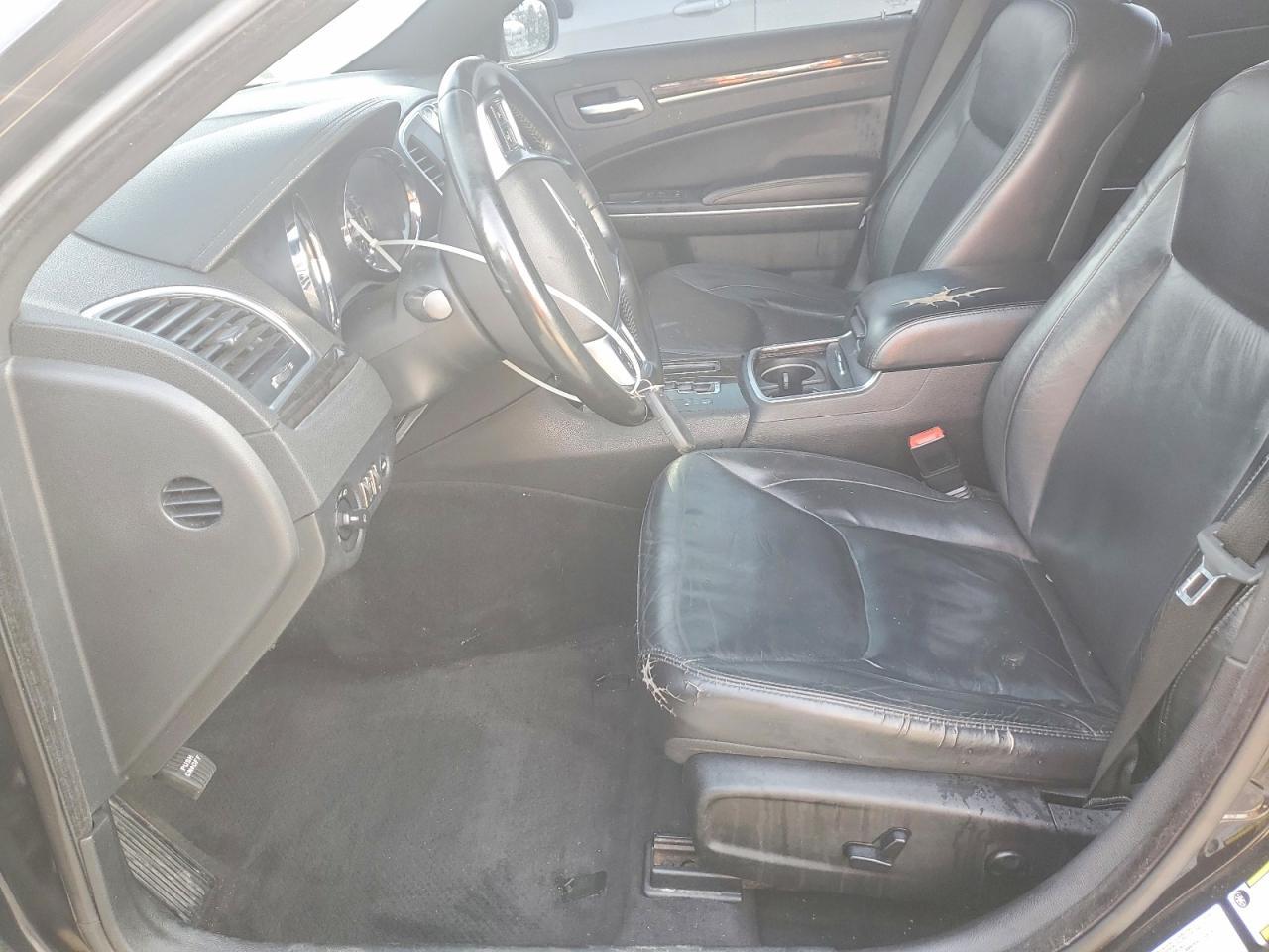 2011 Chrysler 300 Limited