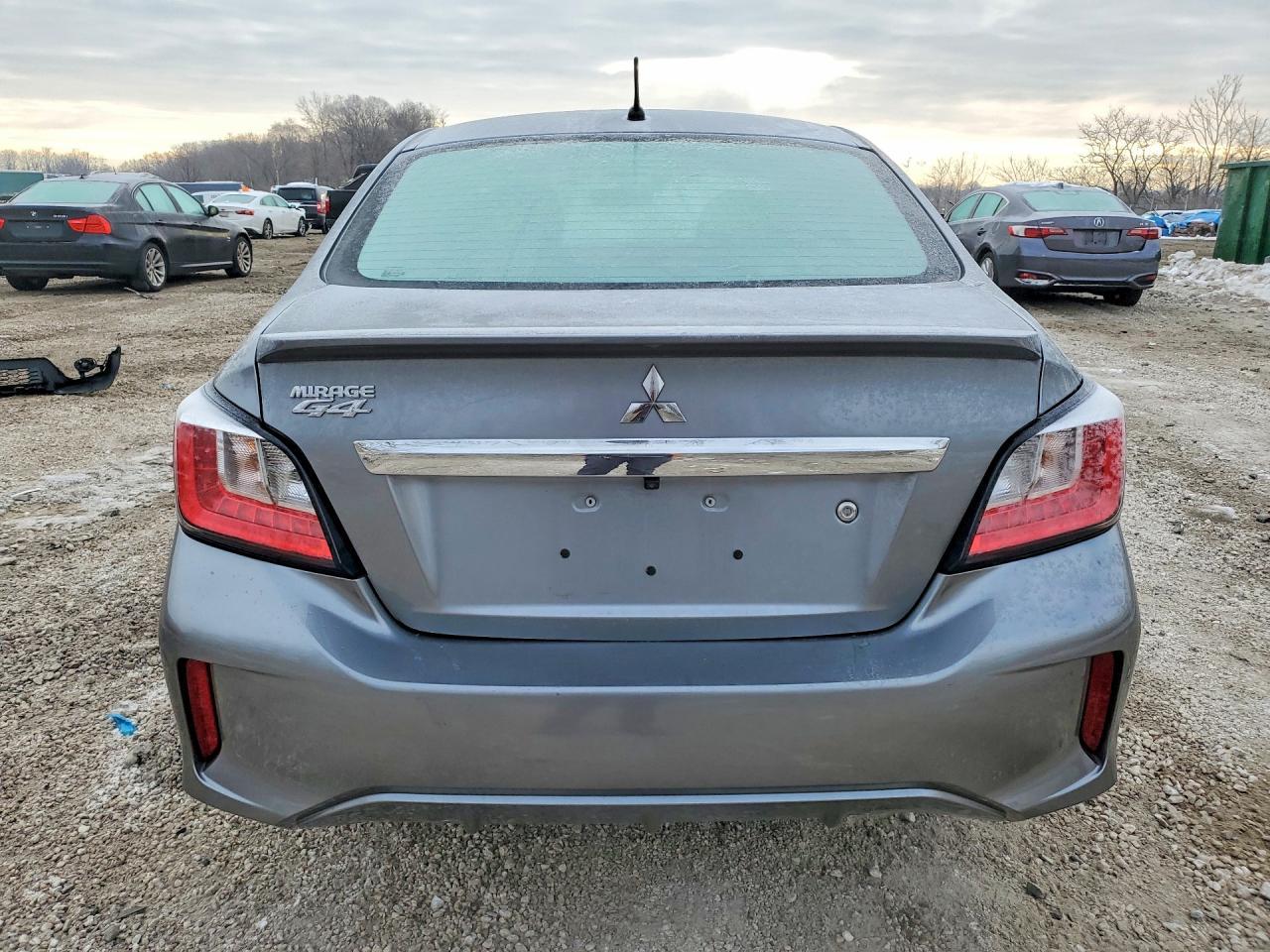 2023 Mitsubishi Mirage G4 es