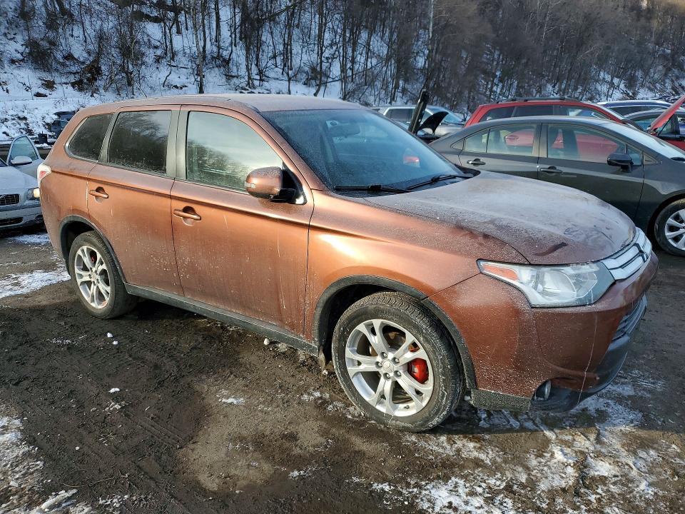 2015 Mitsubishi Outlander se