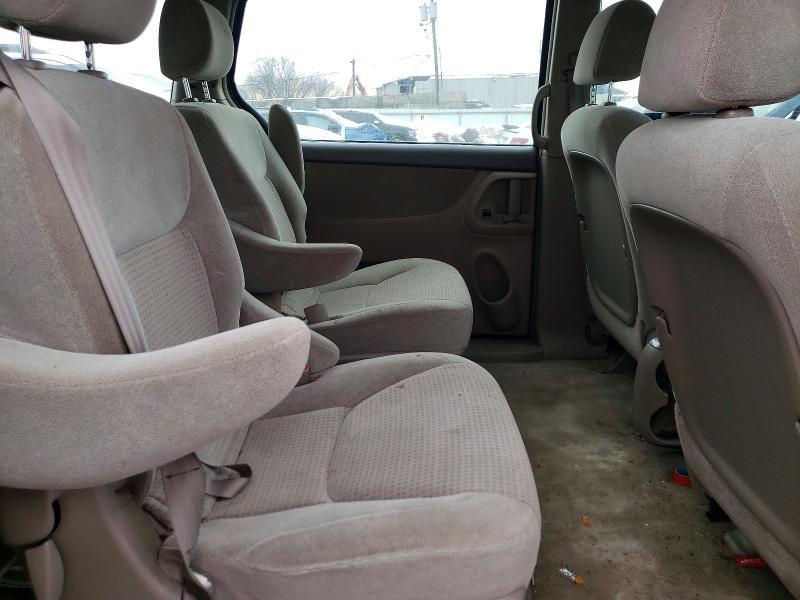 2006 Toyota Sienna ce 7 Passenger