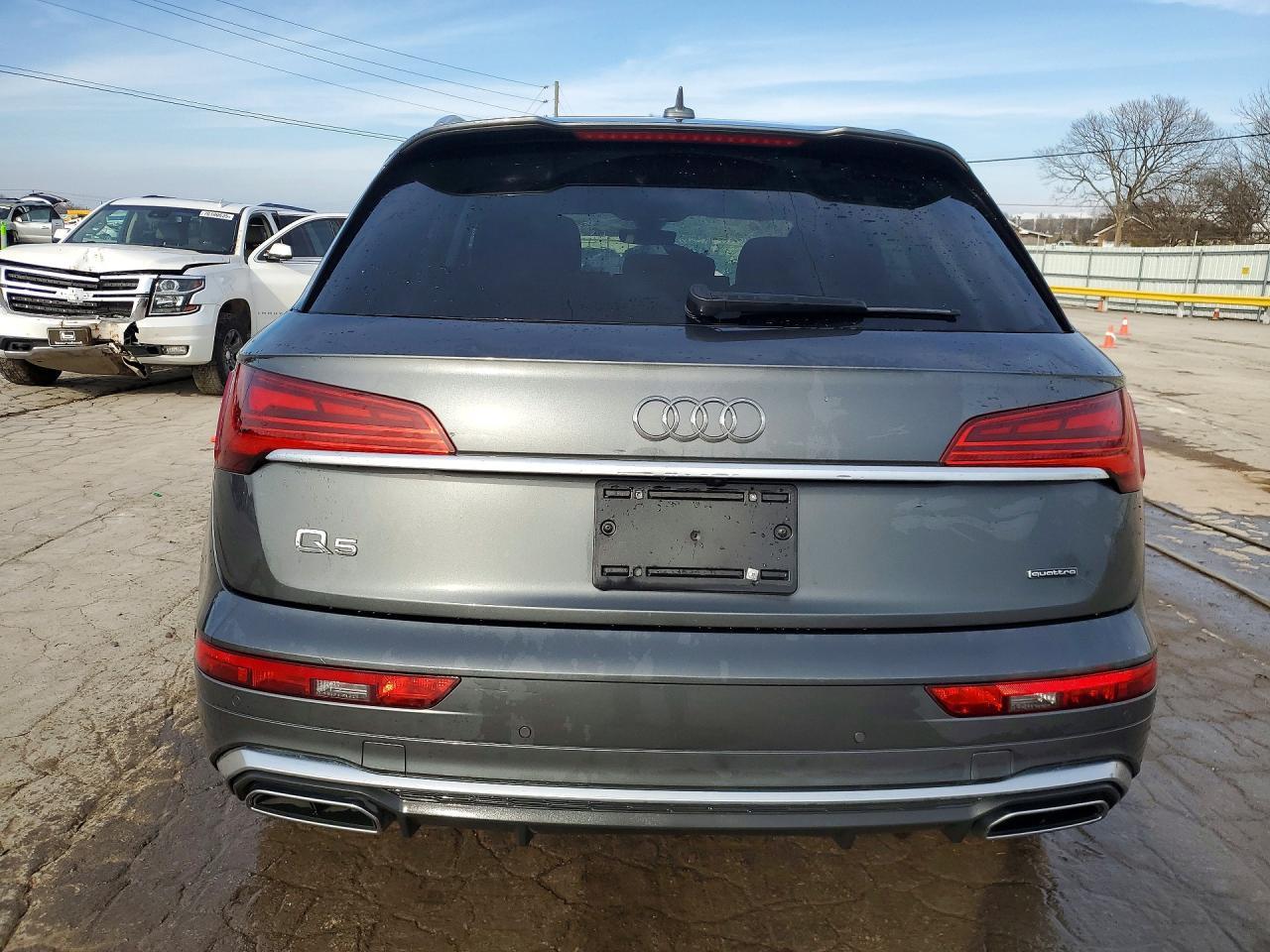 2023 Audi Q5 Premium Plus 45