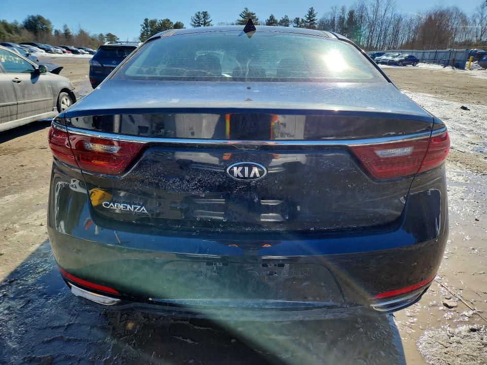 2019 KIA Cadenza Luxury