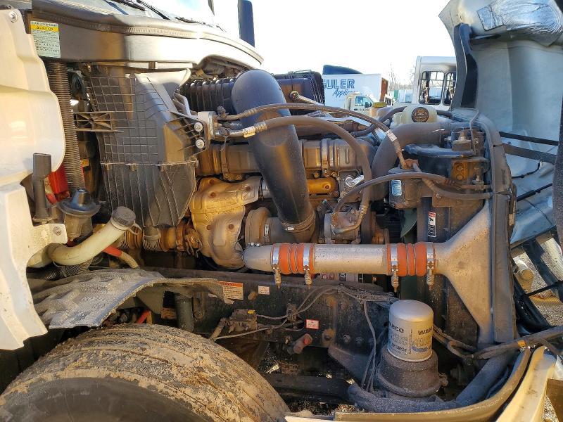 2021 Freightliner Cascadia 126 Semi Truck