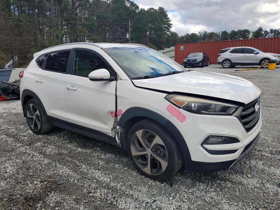 2016 Hyundai Tucson Sport