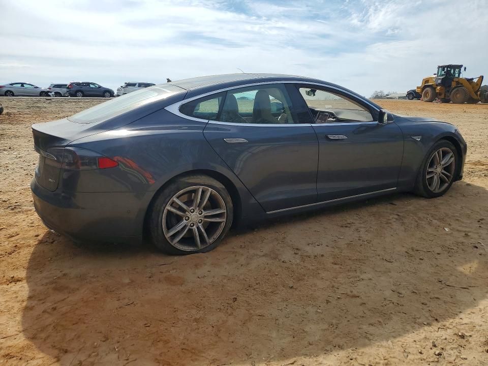 2015 Tesla Model s 85D