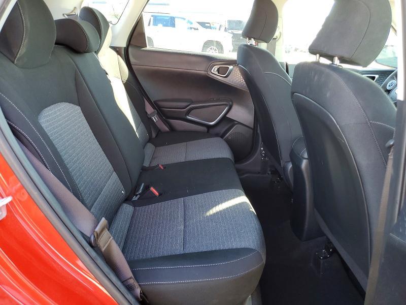 2021 KIA Soul s