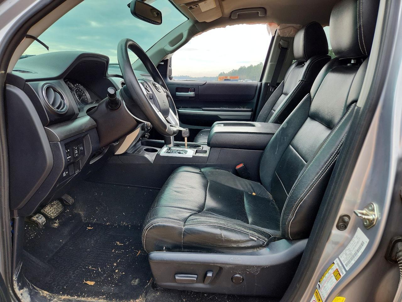 2017 Toyota Tundra SR5