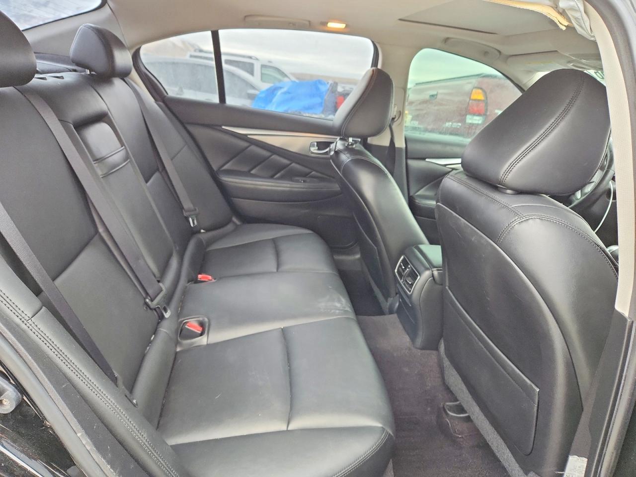 2015 Infiniti Q50 Premium