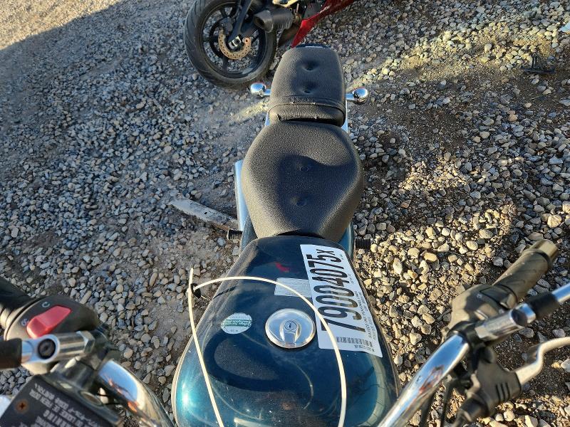2000 Suzuki GZ250