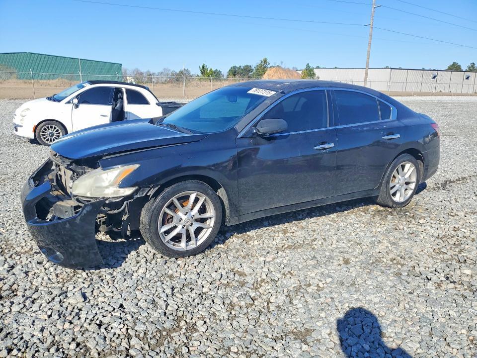 2009 Nissan Maxima s