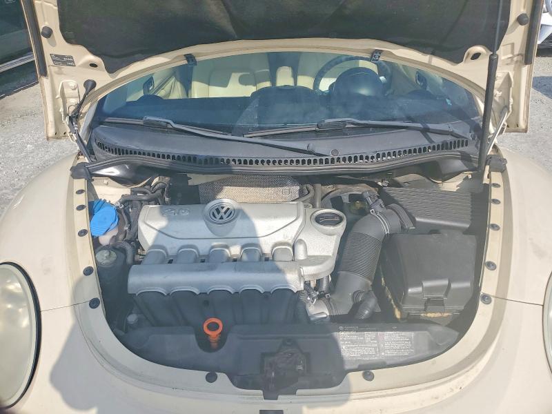 2008 Volkswagen New Beetle s